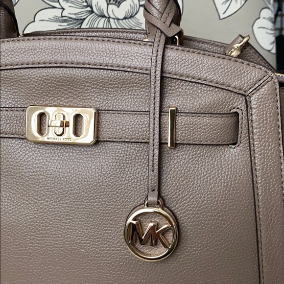 Michael Kors Pebble Leather Satchel - Picture 3 of 8